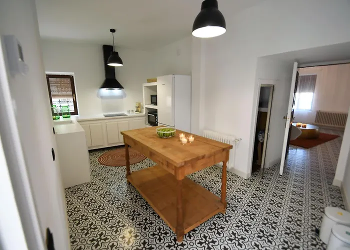 La Esquina Del Castillo - A 15 Min De Puy Du Fou 컨트리하우스